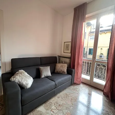 Guest house Catullo 12 *